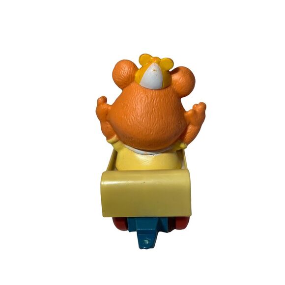 Vintage 1985 Jim Henson’s Muppet Babies Fozzie Bear 5” Train Cart Toy Hong Kong - Picture 3 of 9